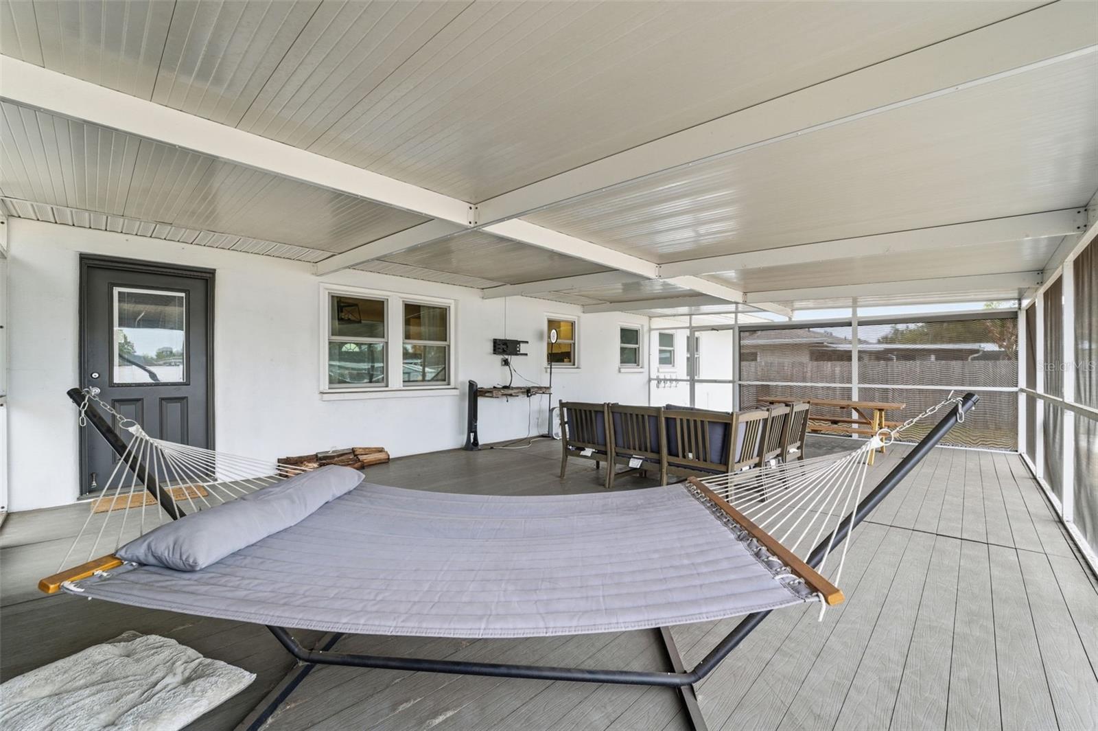 Image 3 of 30 For 812 124th Avenue