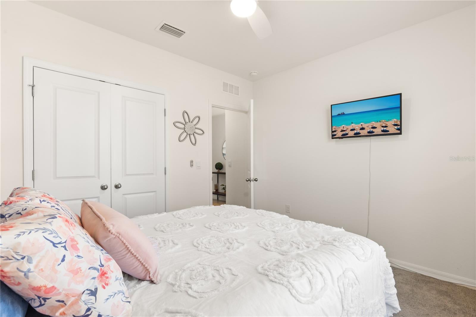 Image 13 of 44 For 2891 Lotus Flower Trail