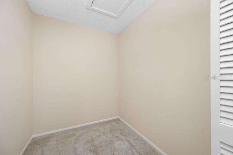 Image 12 of 41 For 3241 Buckhorn Dr