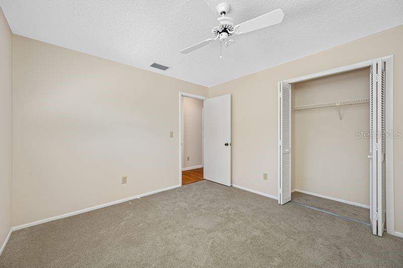 Image 21 of 41 For 3241 Buckhorn Dr