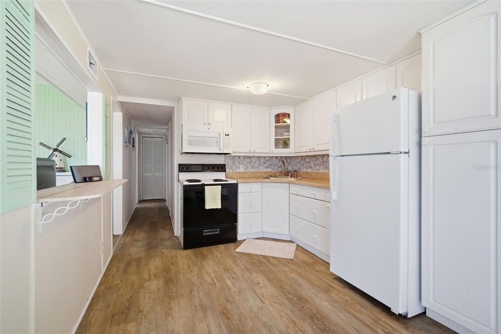 Image 10 of 70 For 4851 Gandy Boulevard B4l24