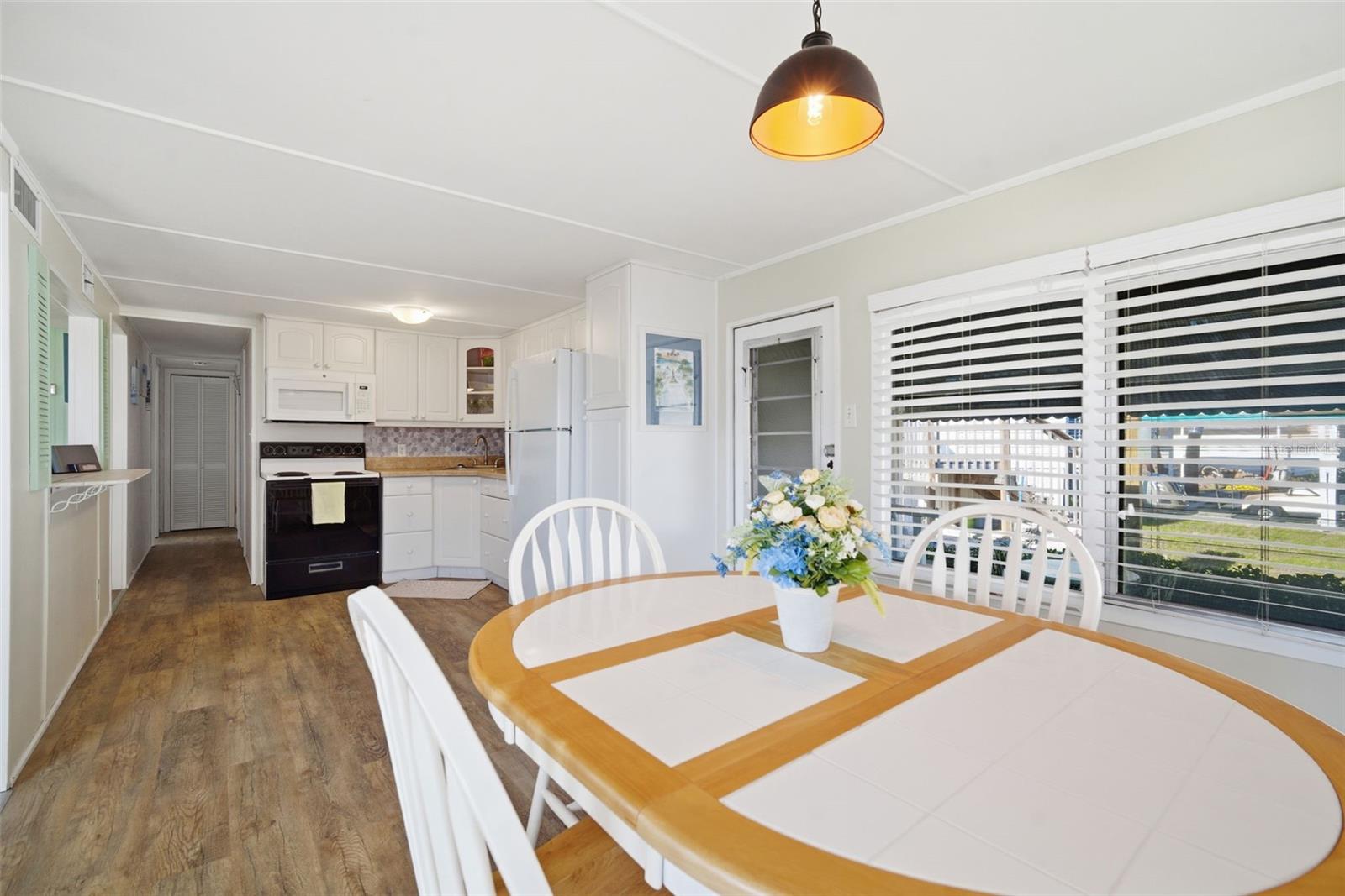 Image 16 of 70 For 4851 Gandy Boulevard B4l24
