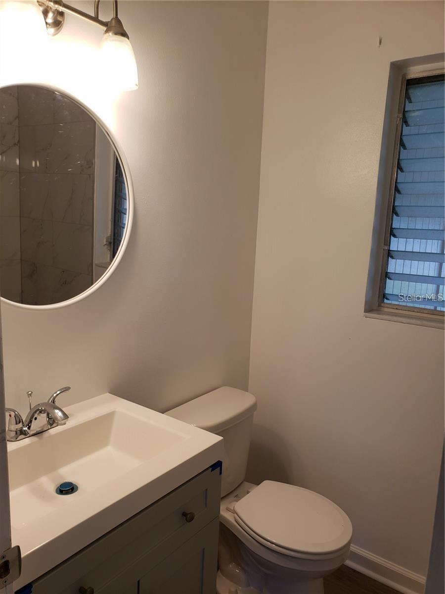 Image 8 of 15 For 815 10th Street Nw