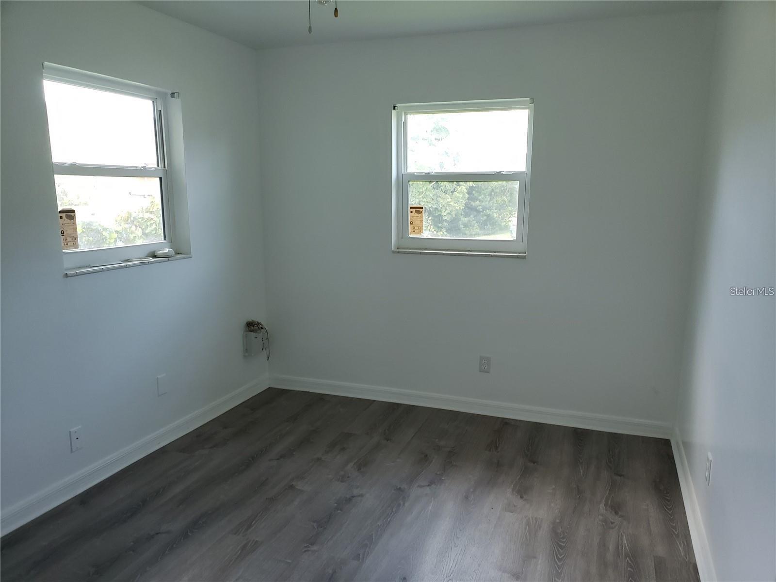 Image 9 of 15 For 815 10th Street Nw