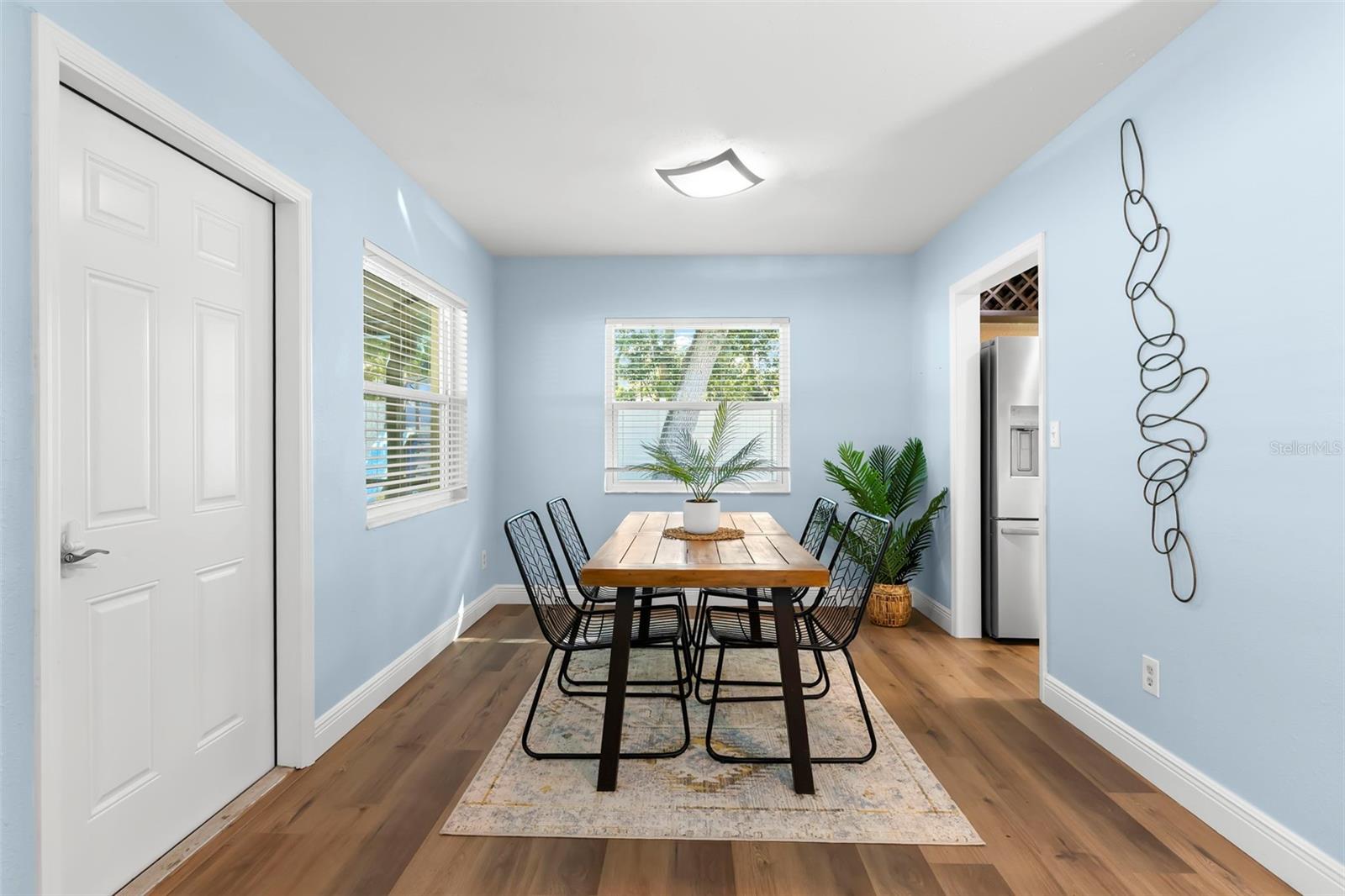 Image 12 of 47 For 455 Pasaje Avenue