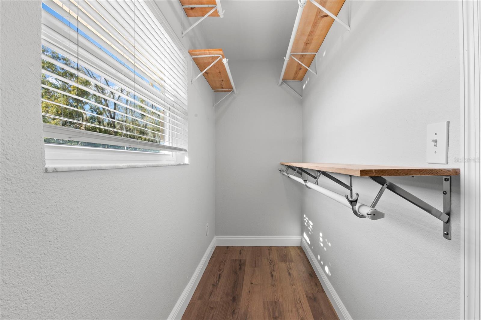 Image 22 of 47 For 455 Pasaje Avenue