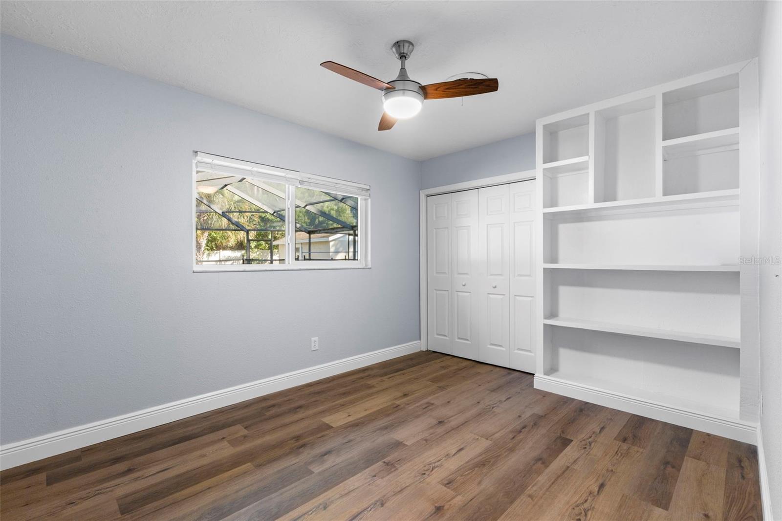 Image 23 of 47 For 455 Pasaje Avenue