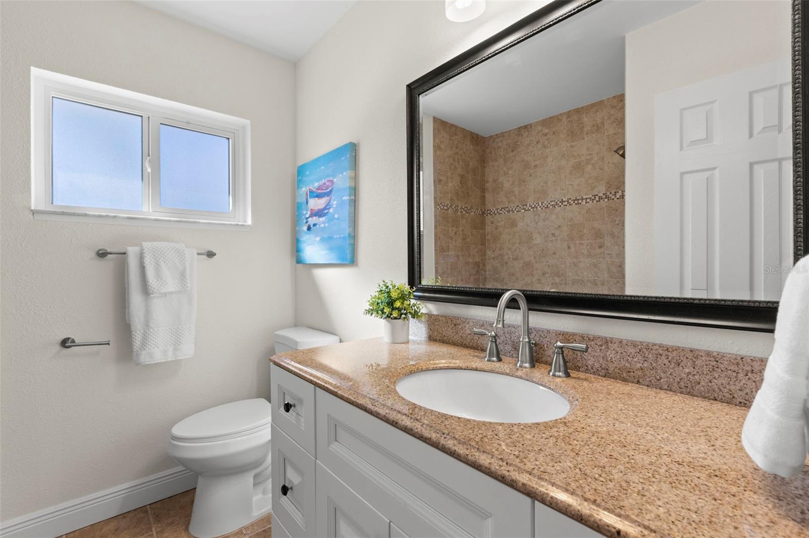 Image 24 of 47 For 455 Pasaje Avenue