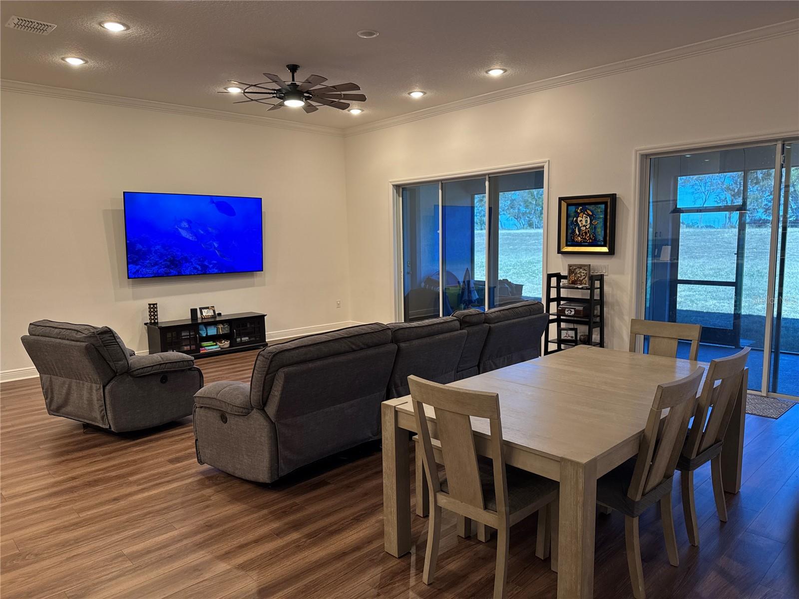 Image 21 of 57 For 10190 Dolphin Gull Circle