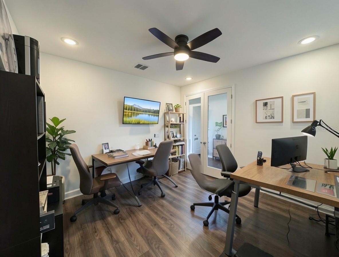 Image 6 of 57 For 10190 Dolphin Gull Circle