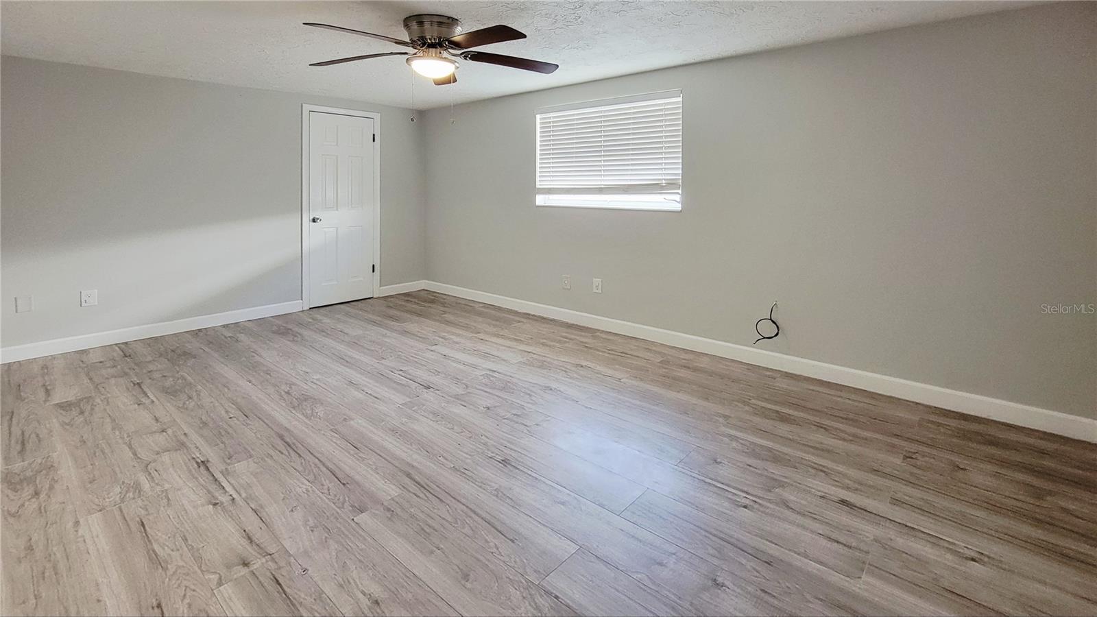 Image 10 of 32 For 3332 Umber Road