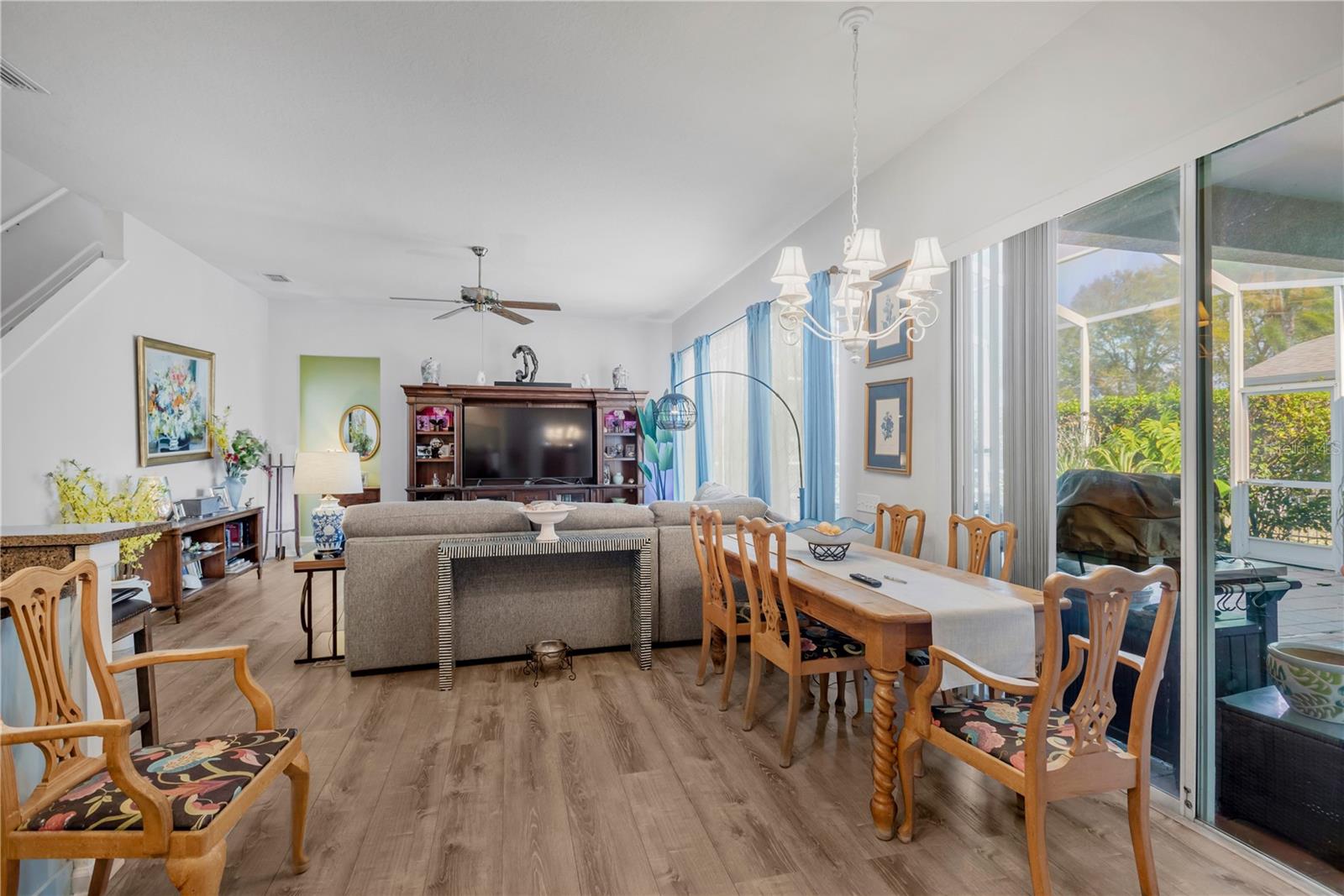 Image 18 of 42 For 19015 Fern Meadow Loop