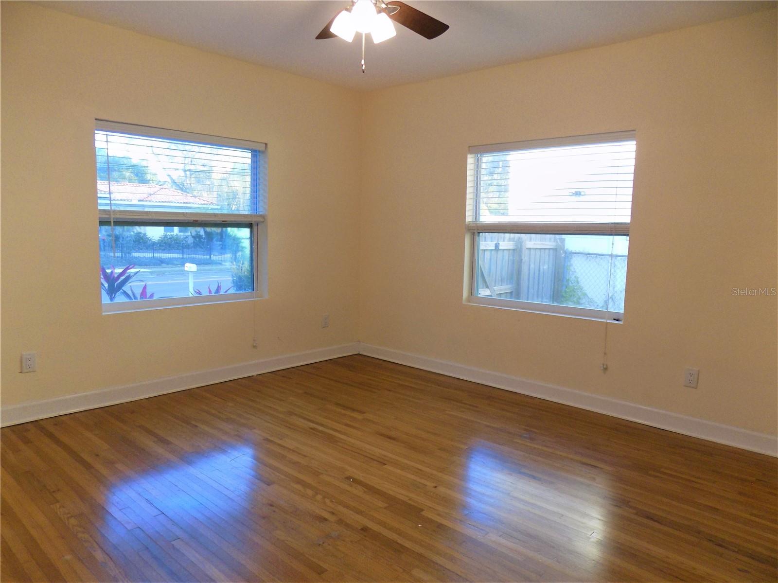 Image 11 of 26 For 3130 Euclid Avenue