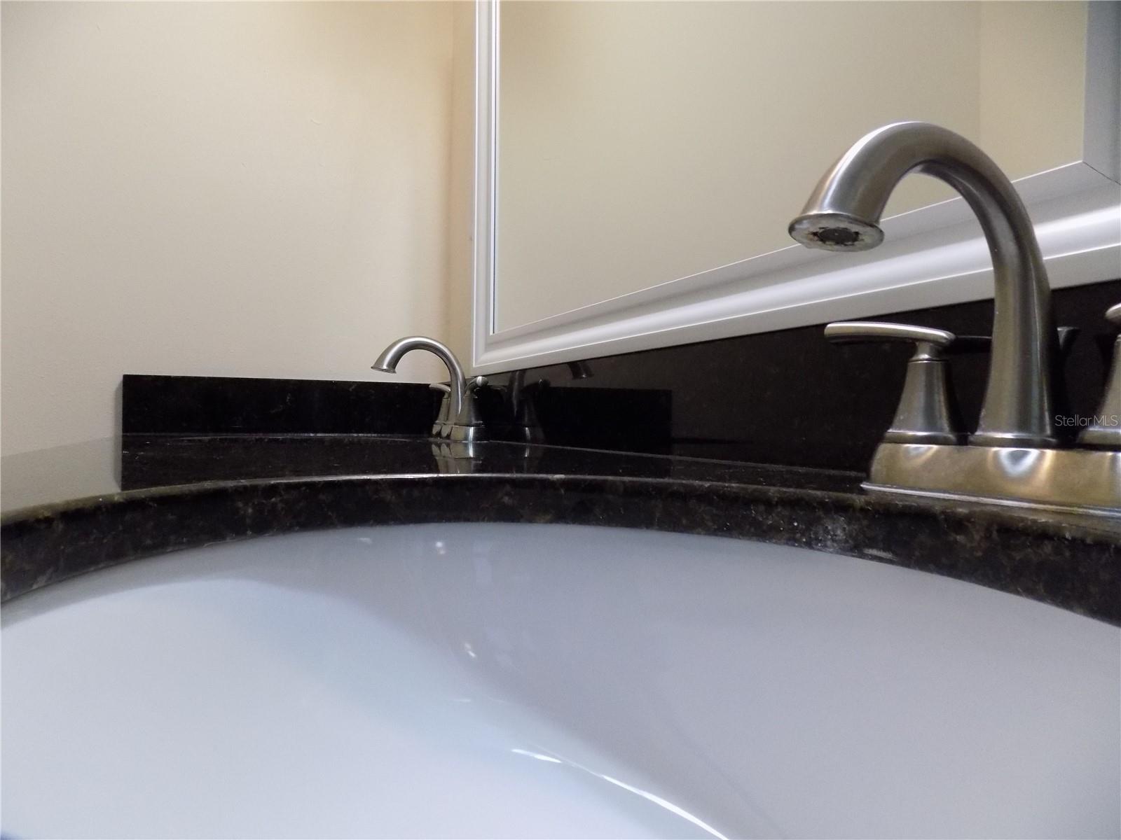 Image 18 of 26 For 3130 Euclid Avenue