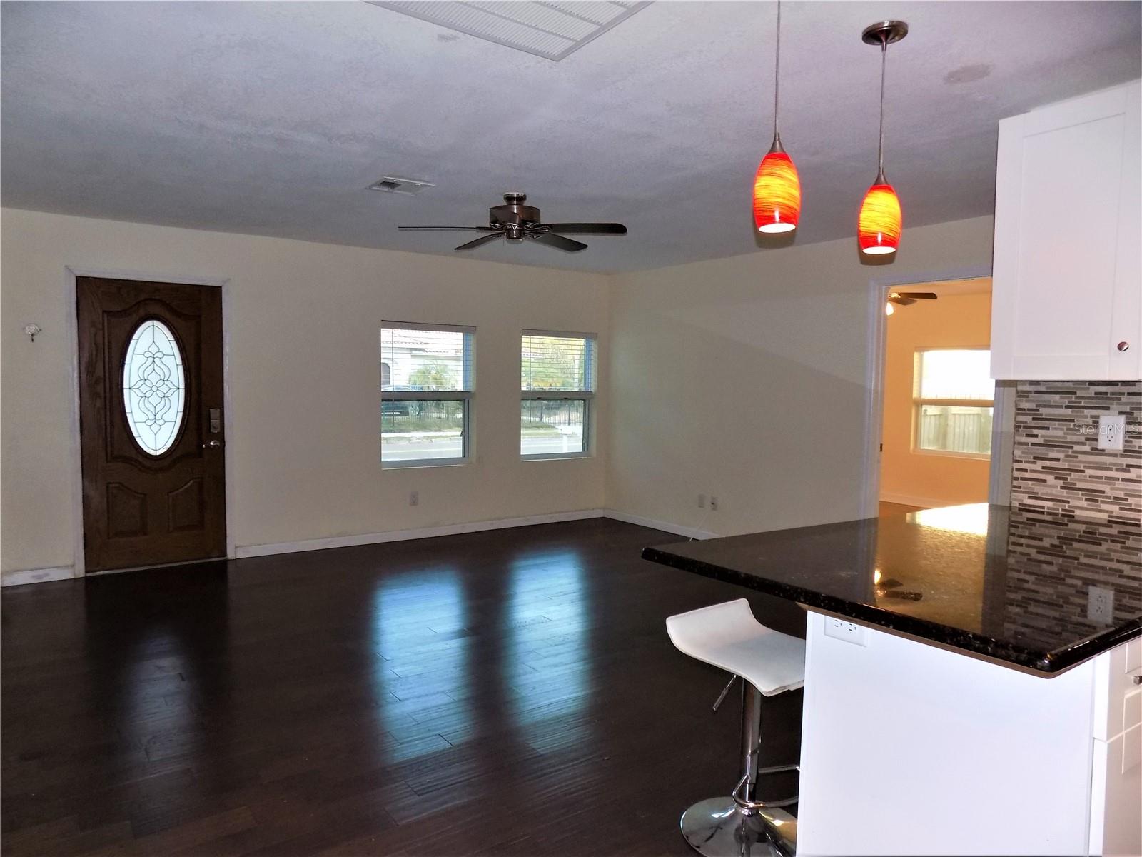 Image 5 of 26 For 3130 Euclid Avenue