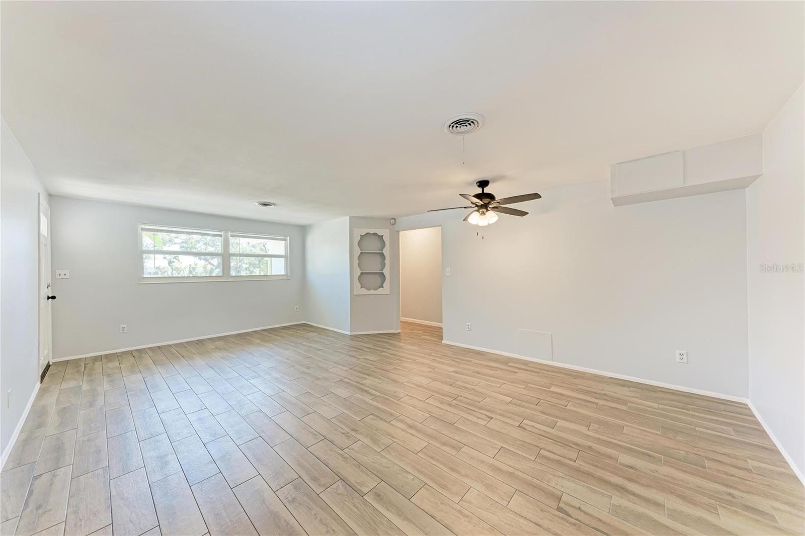 Image 14 of 48 For 4010 Lockwood Ridge Road