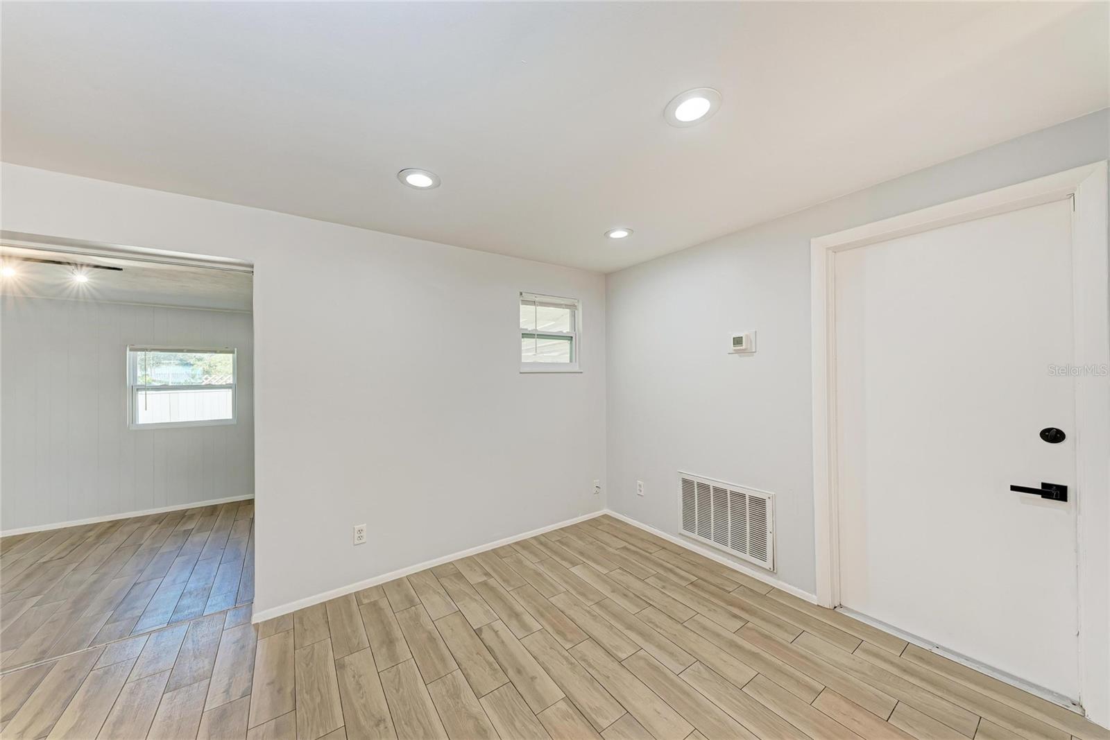 Image 15 of 48 For 4010 Lockwood Ridge Road