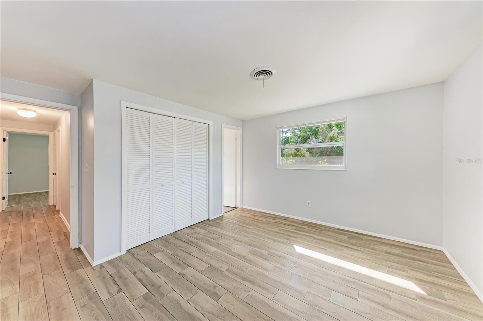 Image 16 of 48 For 4010 Lockwood Ridge Road