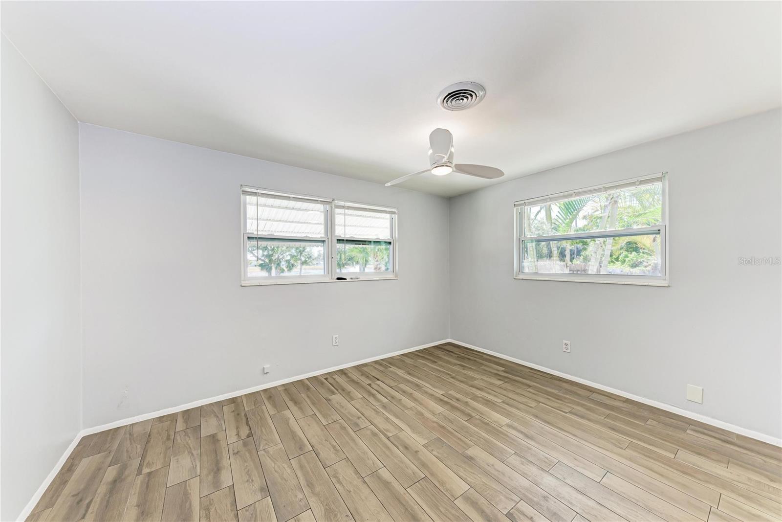 Image 20 of 48 For 4010 Lockwood Ridge Road