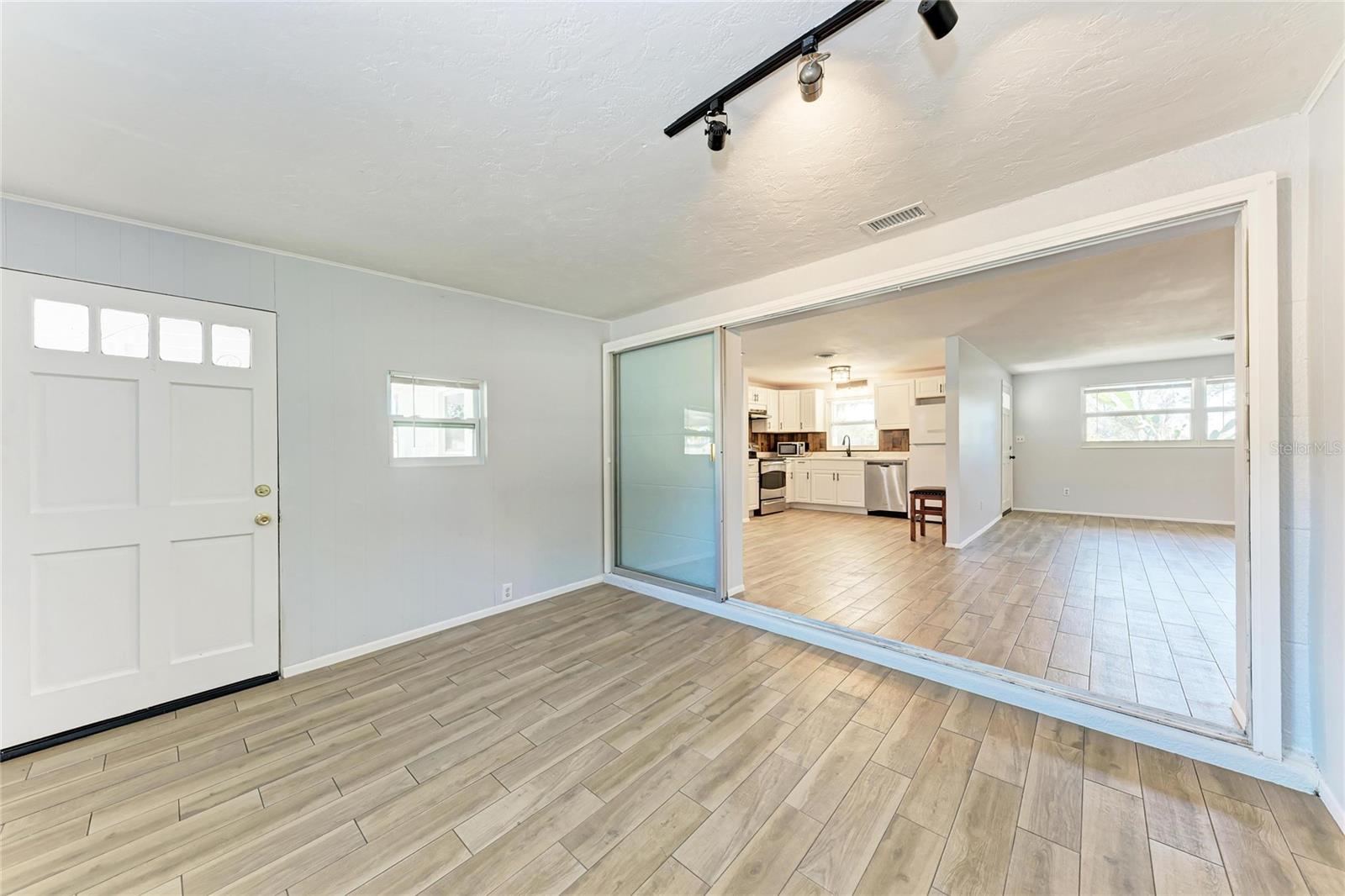 Image 27 of 48 For 4010 Lockwood Ridge Road