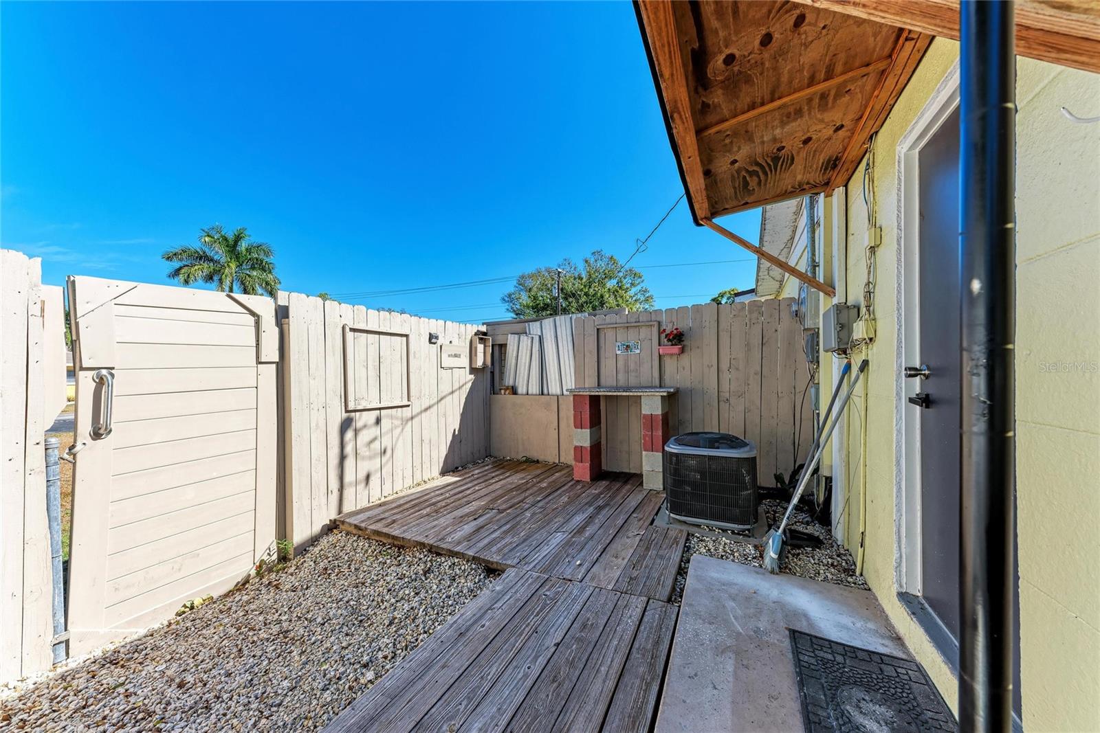 Image 33 of 48 For 4010 Lockwood Ridge Road