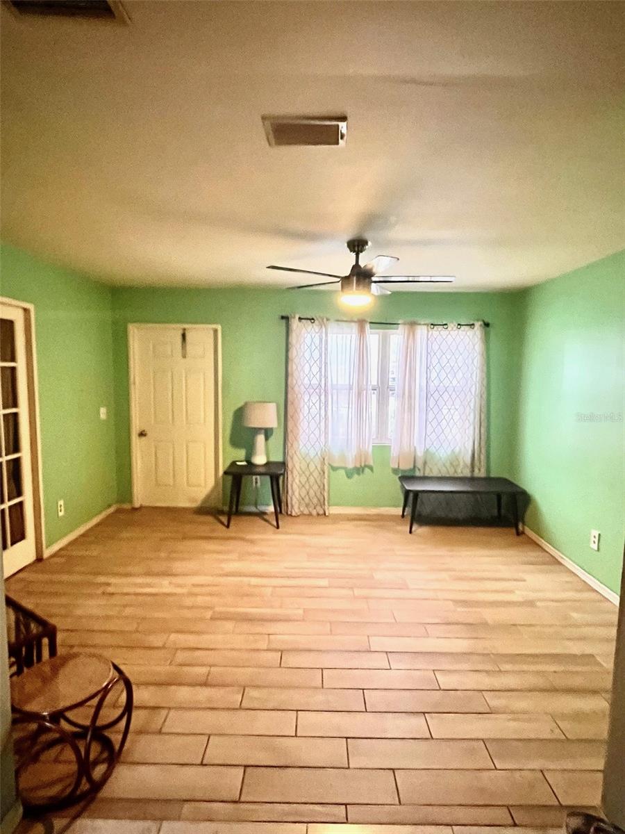 Image 8 of 19 For 6748 78th Avenue N