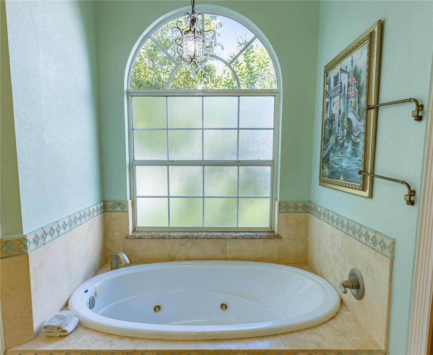 Image 16 of 42 For 8910 Eagle Watch Drive