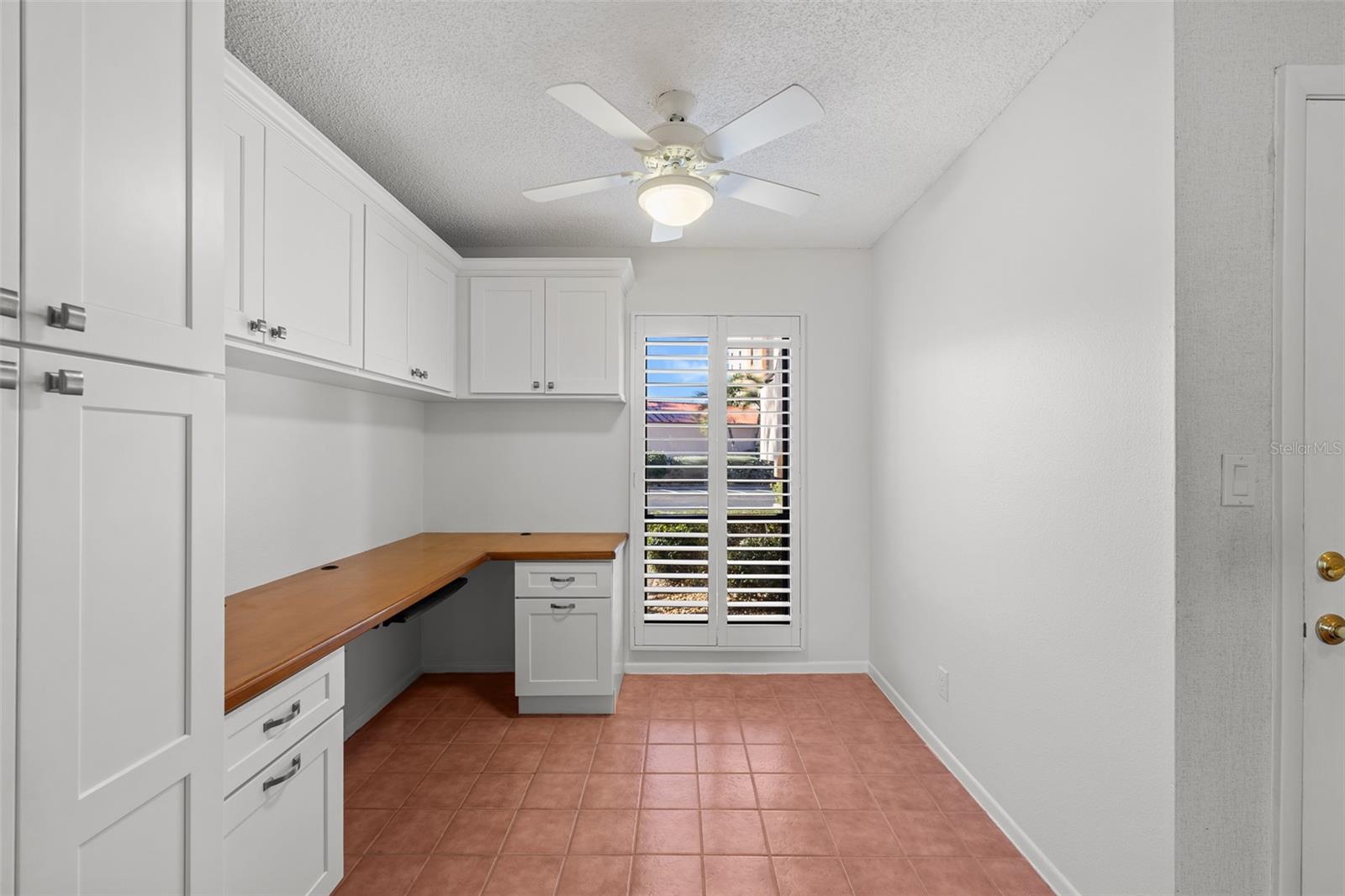 Image 11 of 51 For 4750 Brittany Drive S 26