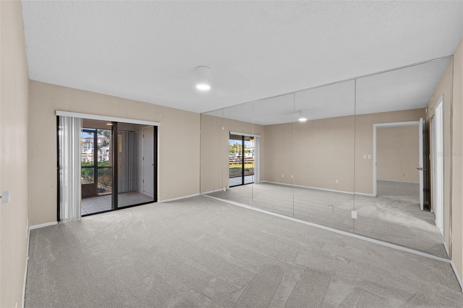 Image 23 of 51 For 4750 Brittany Drive S 26