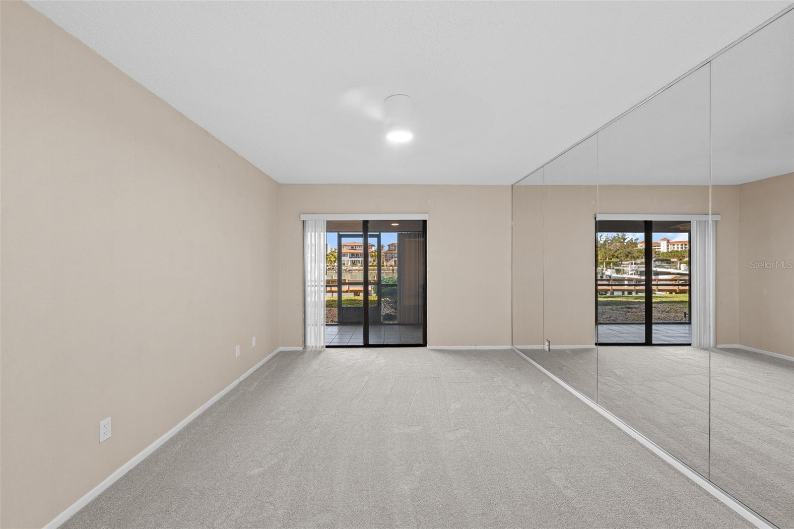 Image 25 of 51 For 4750 Brittany Drive S 26