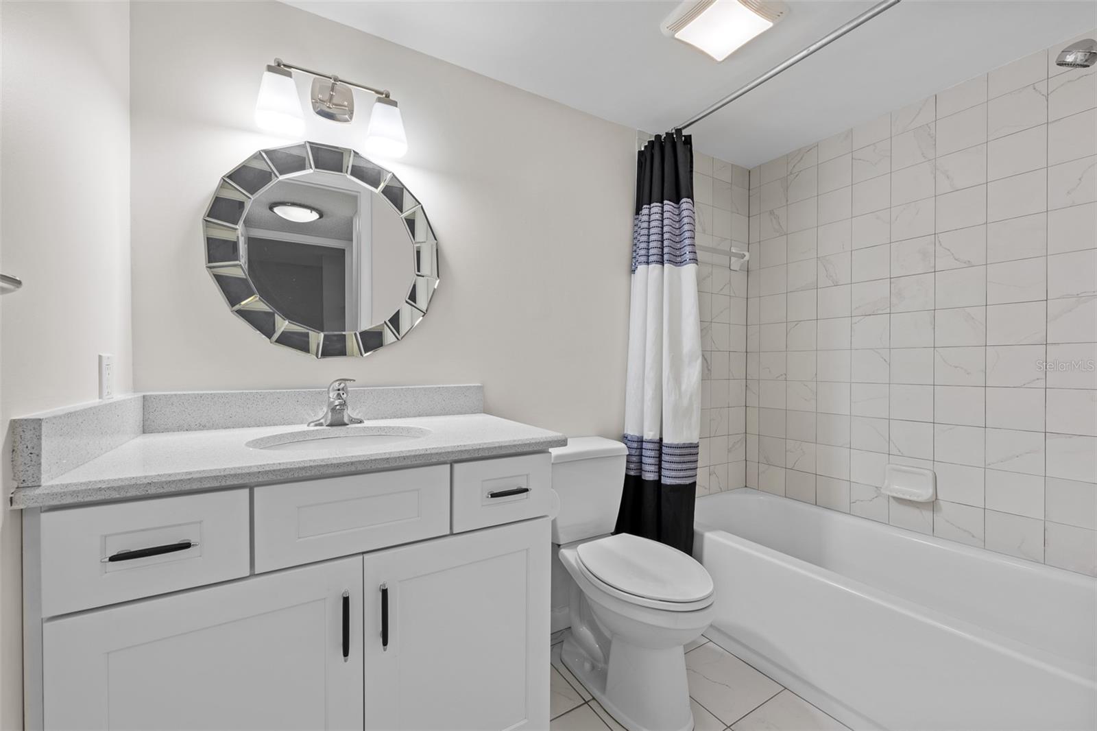 Image 33 of 51 For 4750 Brittany Drive S 26