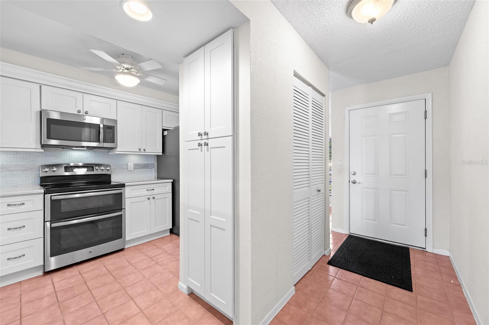 Image 4 of 51 For 4750 Brittany Drive S 26