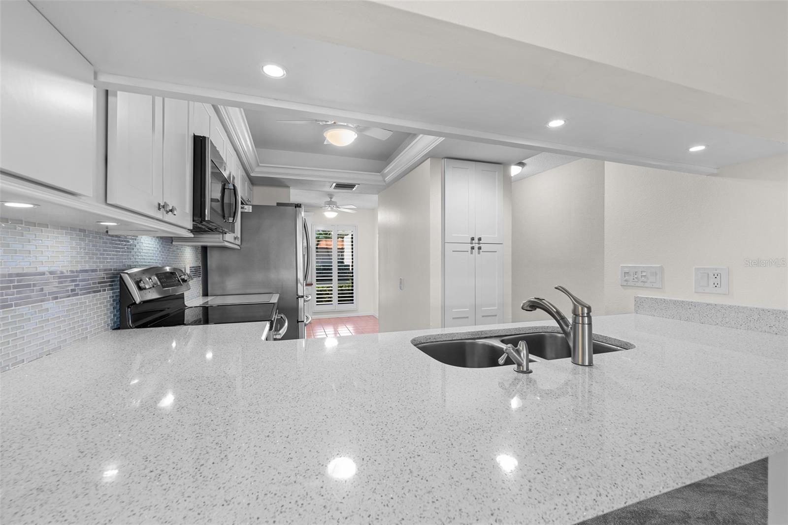 Image 5 of 51 For 4750 Brittany Drive S 26