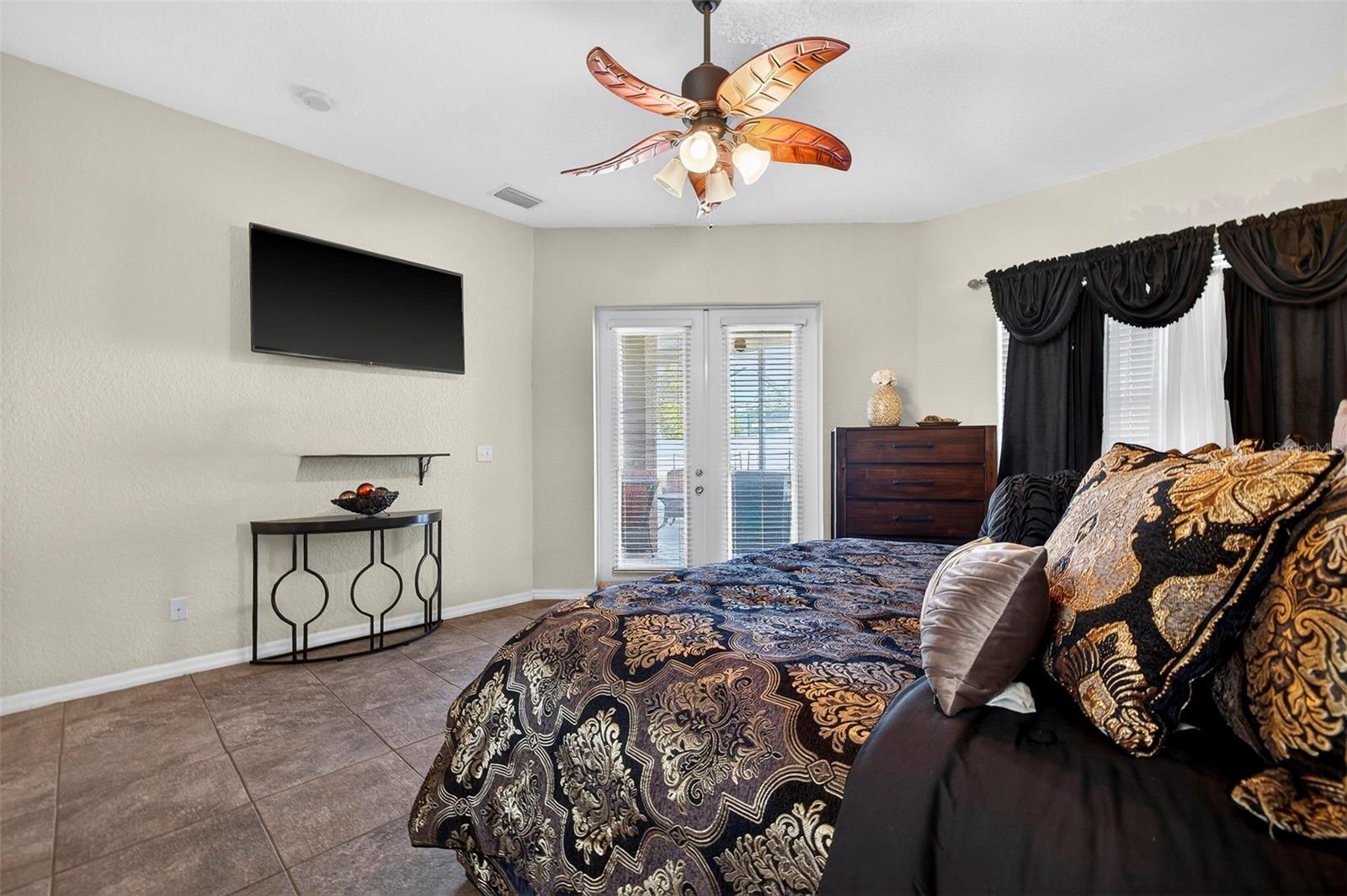 Image 10 of 26 For 2873 52nd Avenue S