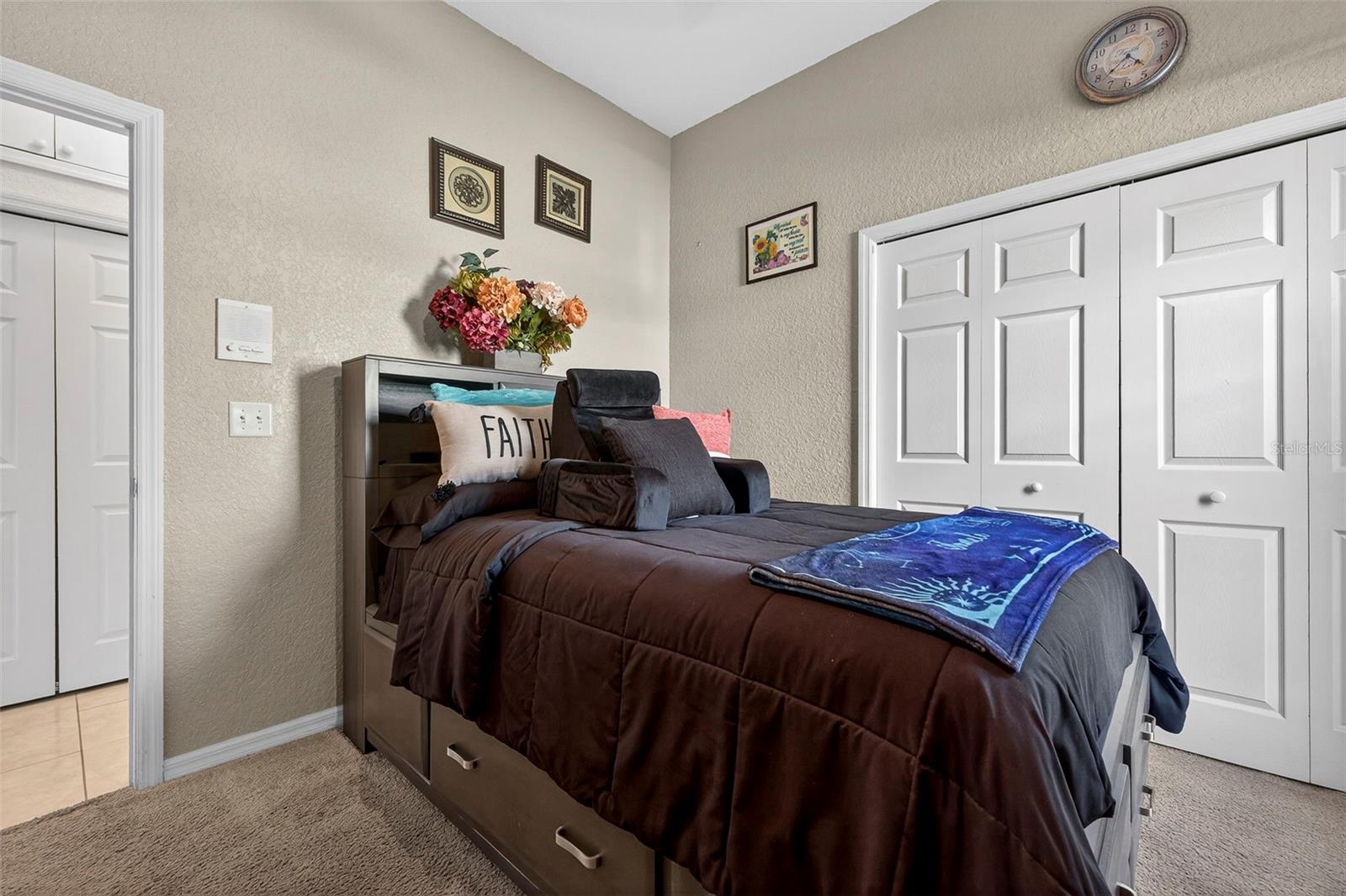 Image 13 of 26 For 2873 52nd Avenue S