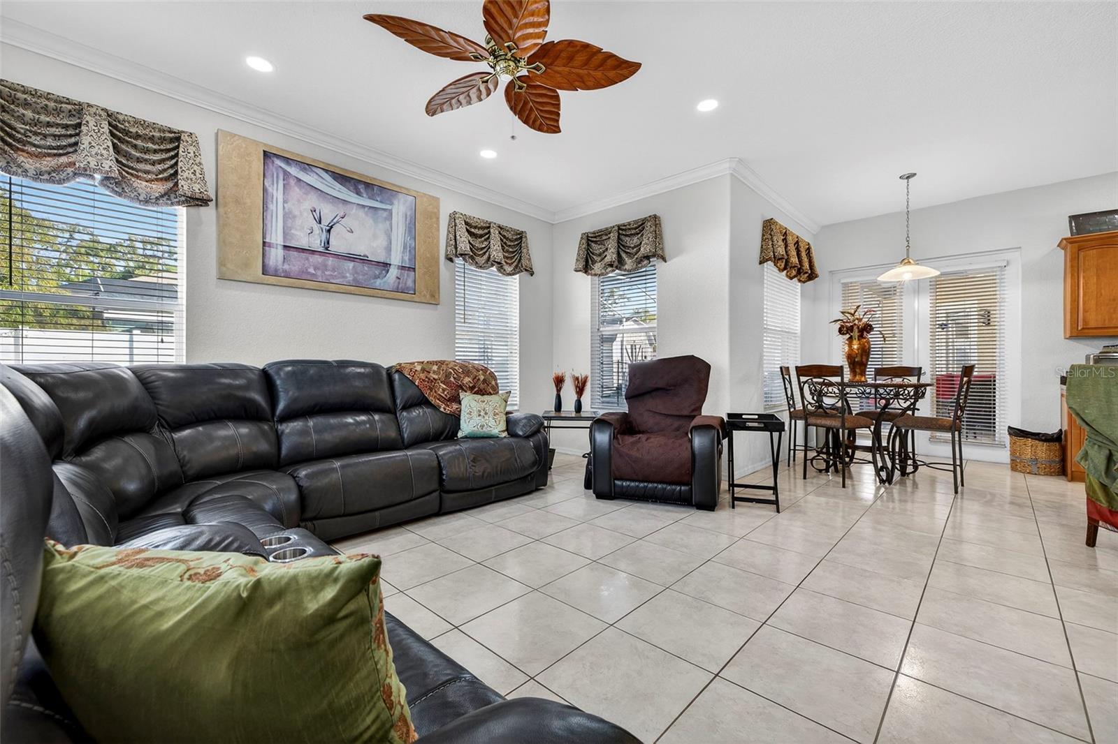 Image 4 of 26 For 2873 52nd Avenue S