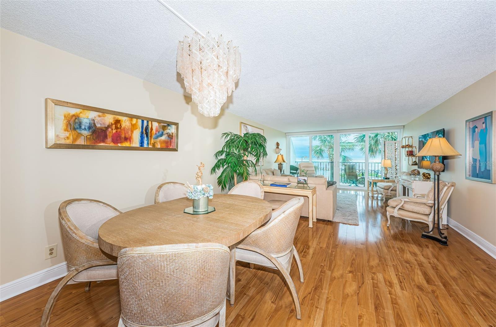 Image 10 of 73 For 7100 Sunset Way 205