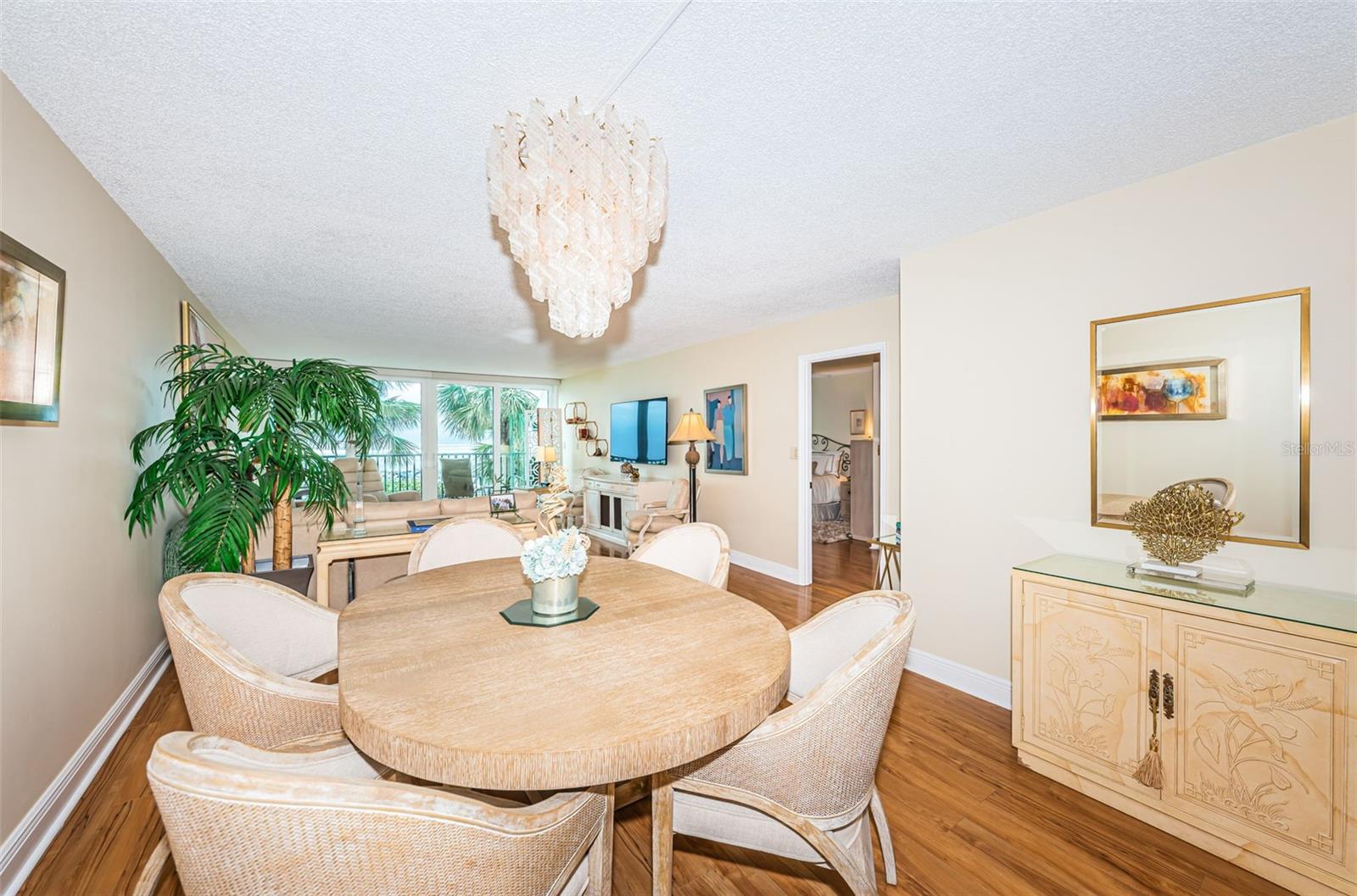 Image 13 of 73 For 7100 Sunset Way 205