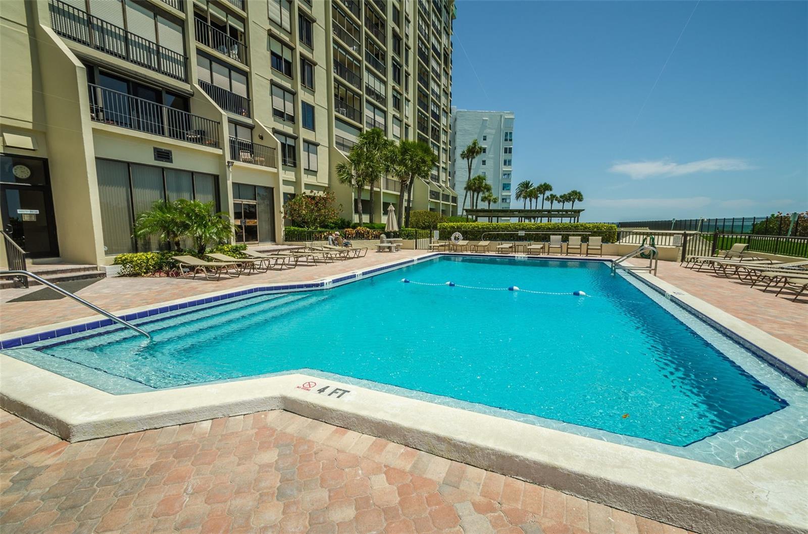 Image 43 of 73 For 7100 Sunset Way 205