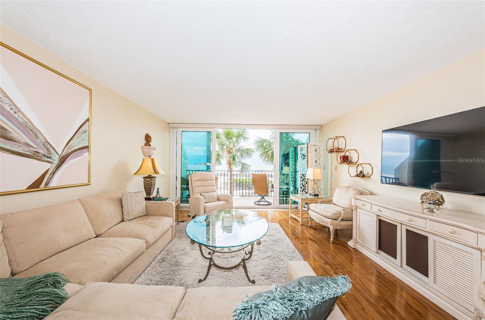 Image 8 of 73 For 7100 Sunset Way 205