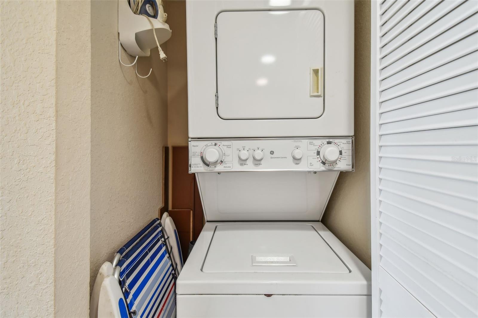 Listing photo id 31 for 11605 Gulf Boulevard 506