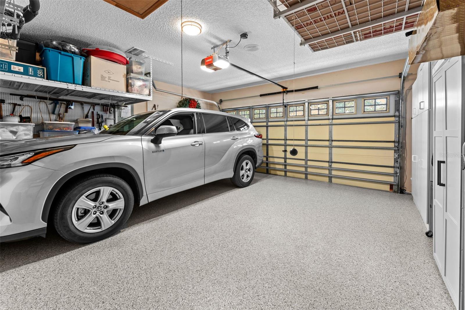 Image 33 of 45 For 19413 Golden Slipper Place