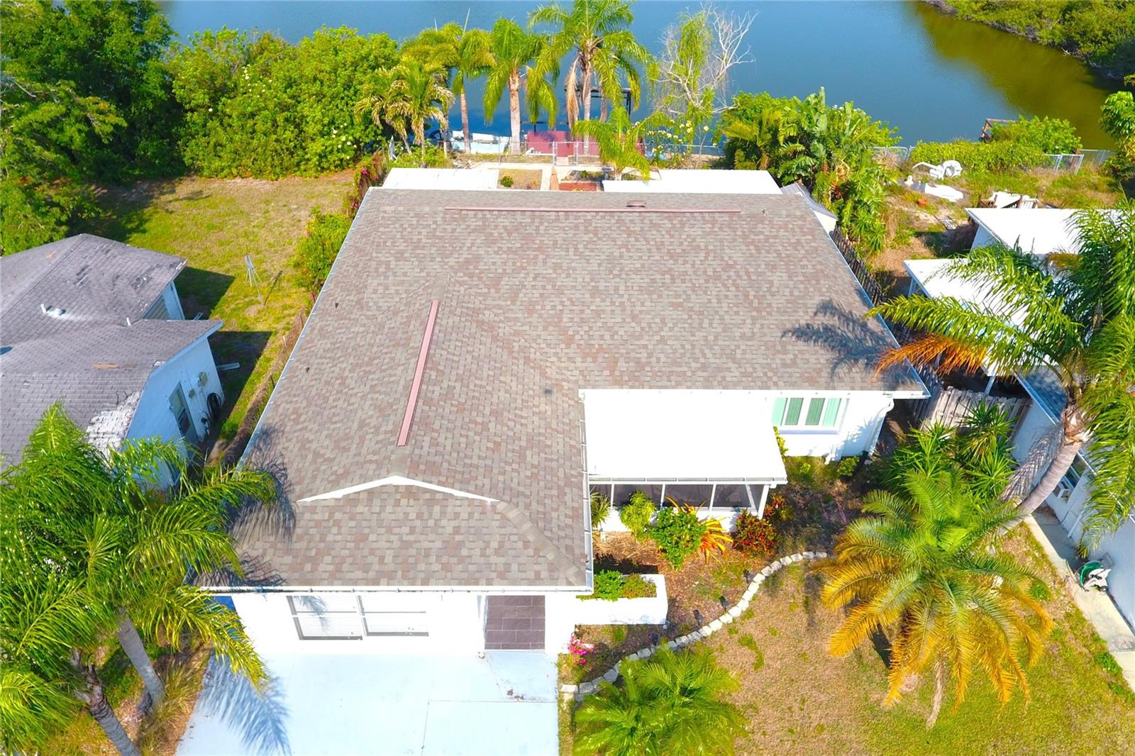 Image 19 of 59 For 2211 Harrison Drive