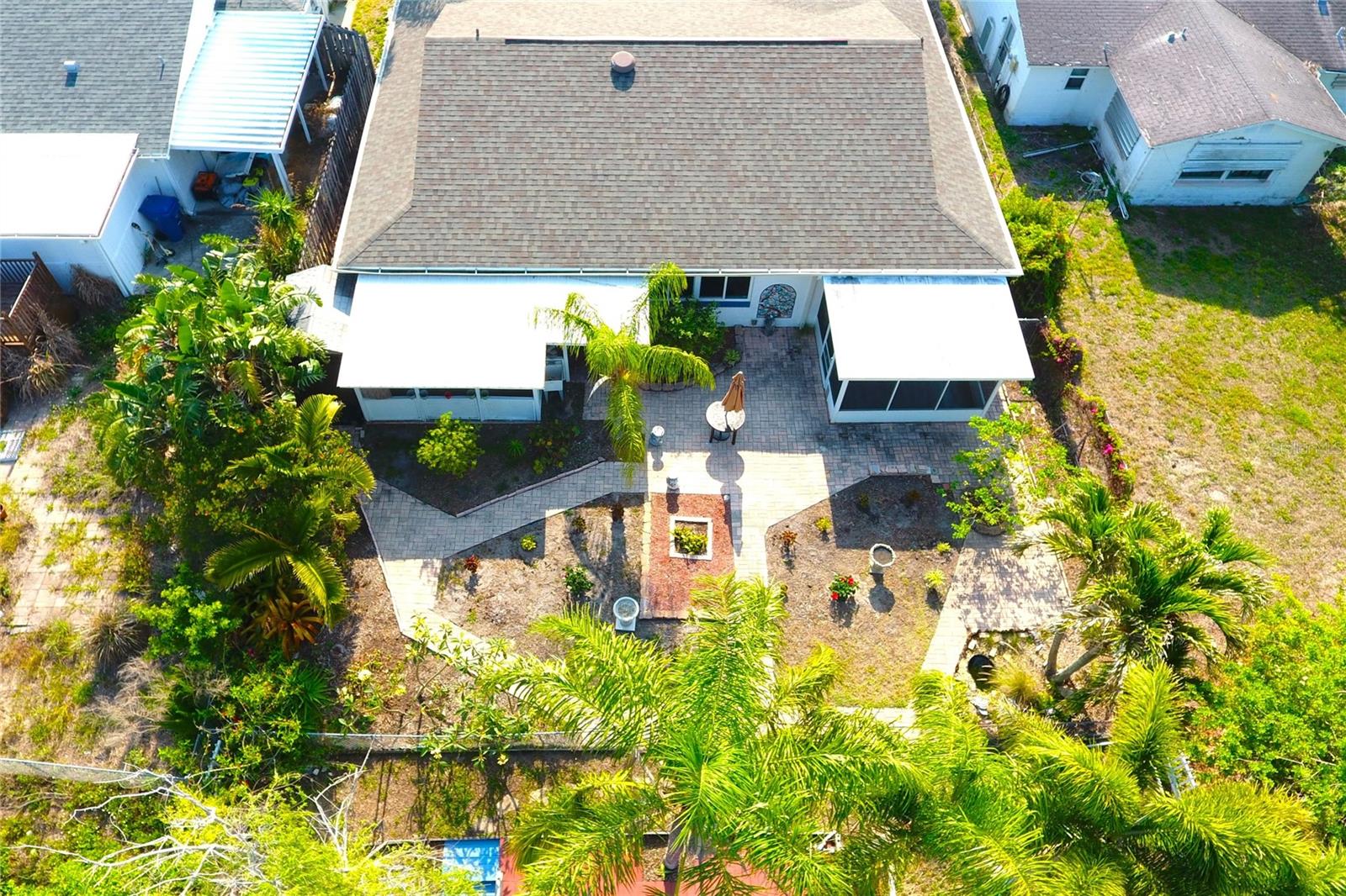 Image 27 of 59 For 2211 Harrison Drive