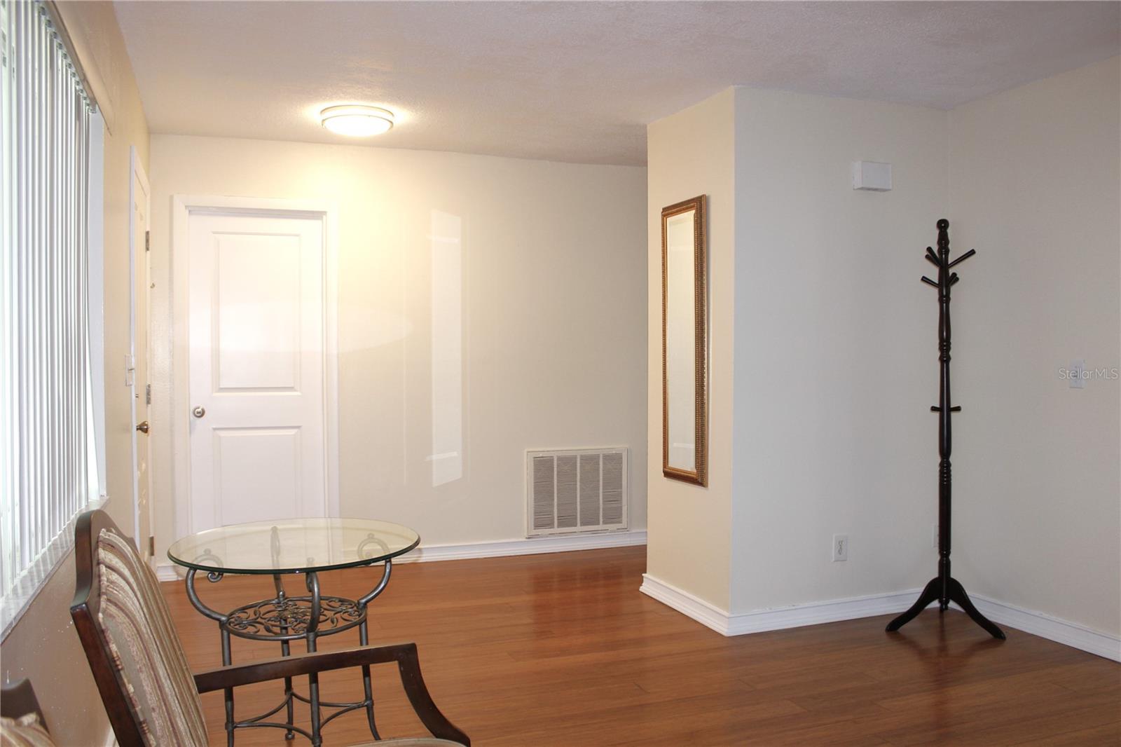 Image 30 of 59 For 2211 Harrison Drive