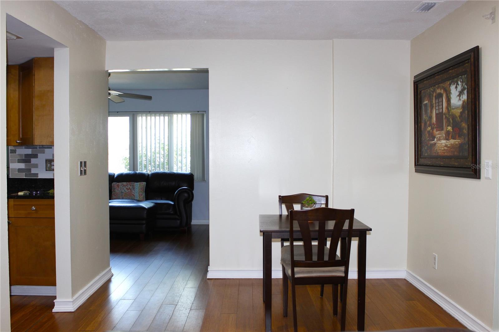 Image 32 of 59 For 2211 Harrison Drive