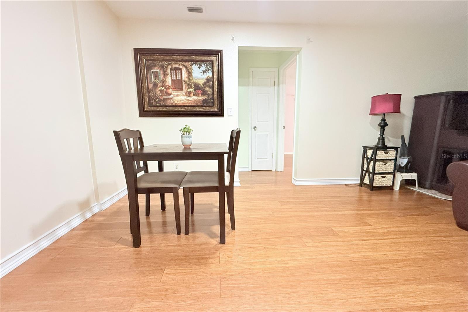 Image 33 of 59 For 2211 Harrison Drive