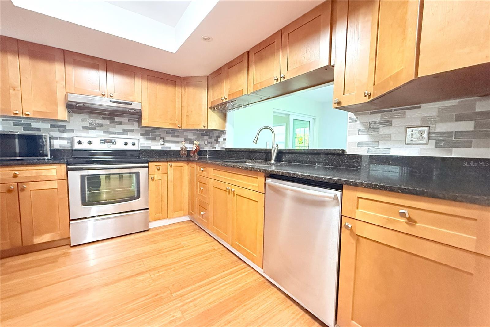 Image 43 of 59 For 2211 Harrison Drive