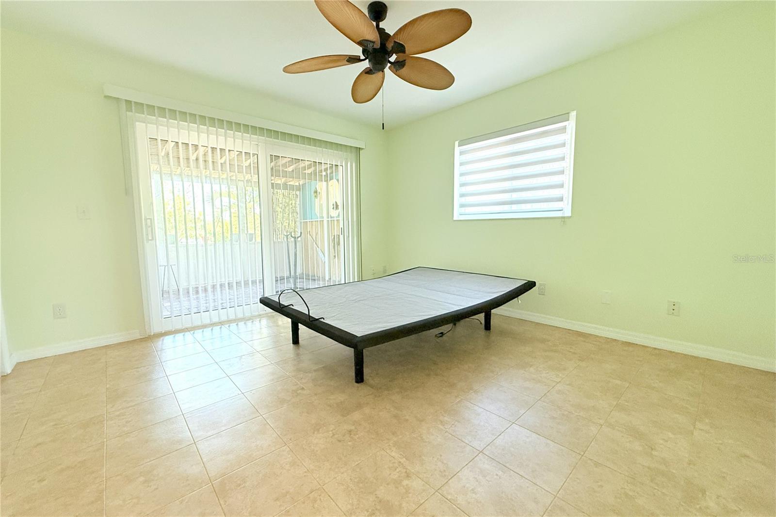 Image 51 of 59 For 2211 Harrison Drive