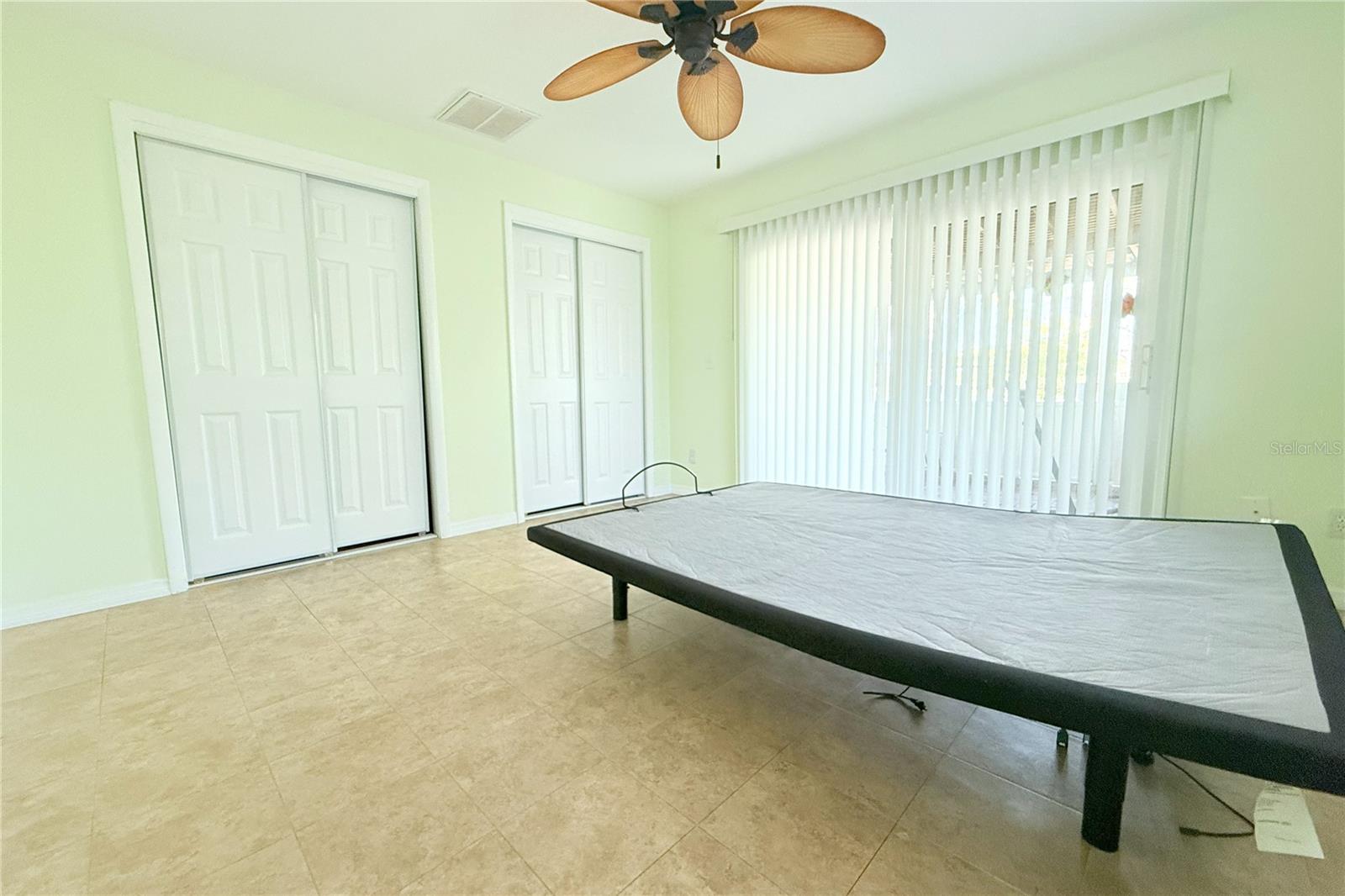 Image 52 of 59 For 2211 Harrison Drive